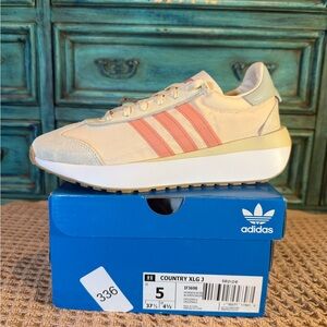 Adidas Women's Country XLG Sneakers - Cream and Coral NWT AND BOX